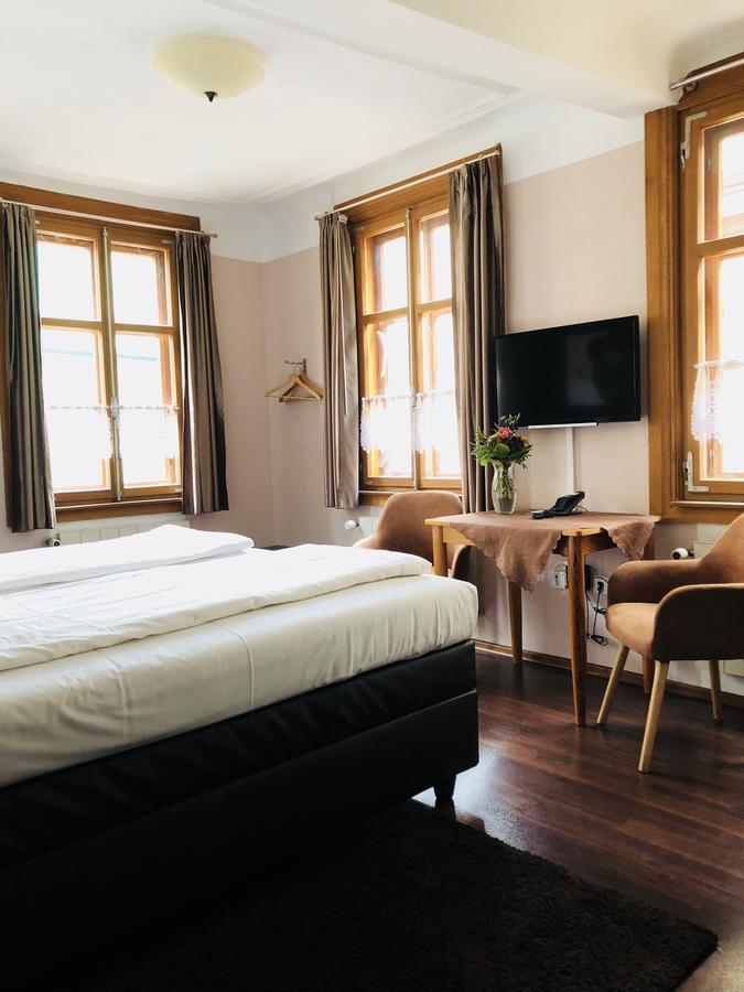Zum Fehmelbauer Hotel คาร์ลชตัดท์ ภายนอก รูปภาพ
